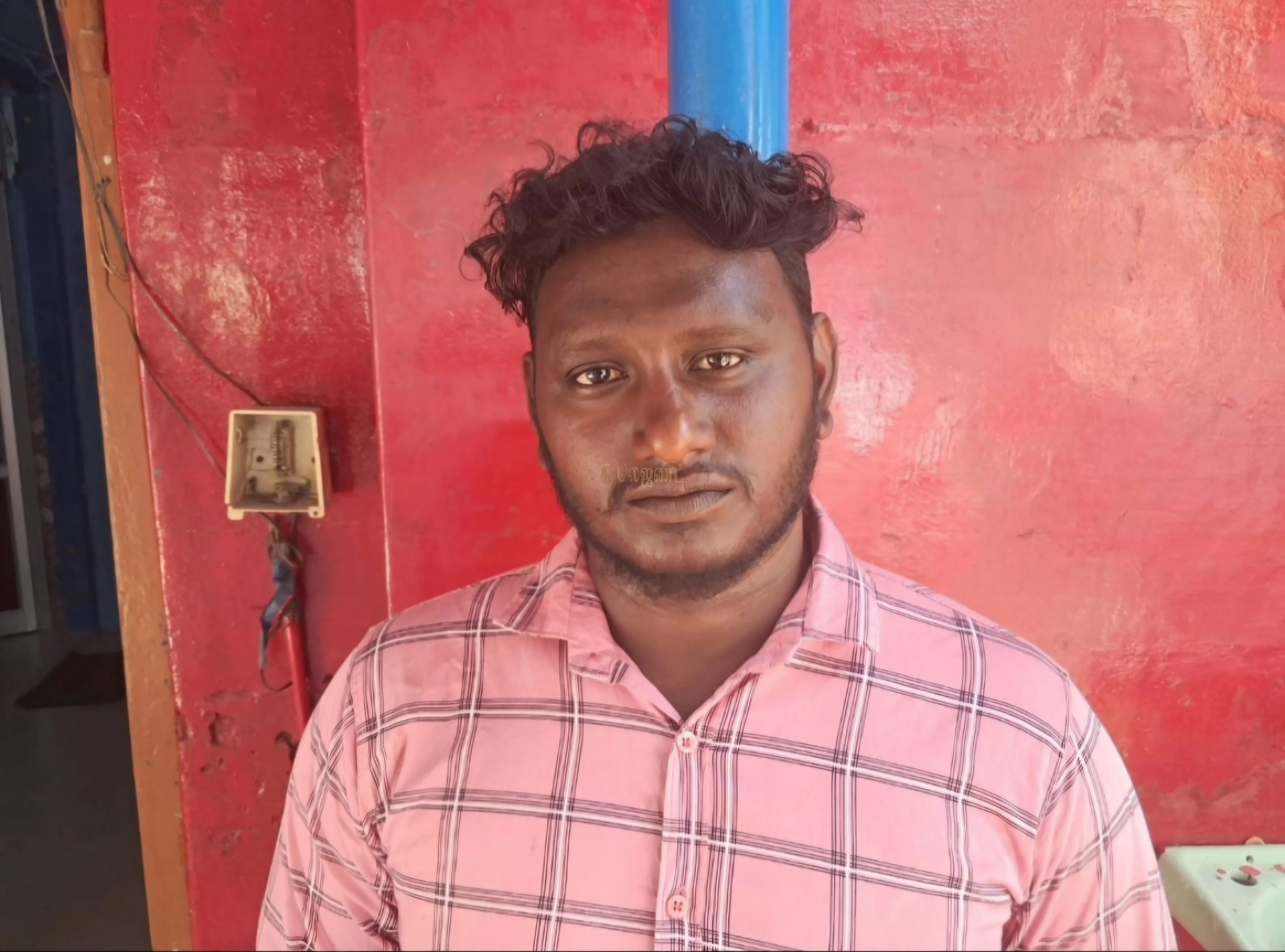 திருவாரூரில் கொலை வழக்கில் தொடர்புடைய ரவுடியை சுட்டுப் பிடித்த காவல்துறையினர். 